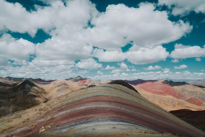 Palccoyo Rainbow Mountain tour in a group - Small group service that feels personal at altitude