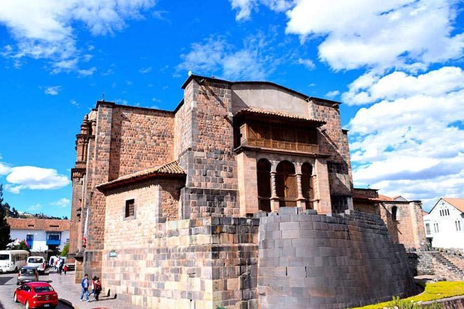 Private Cusco Walking Tour: Inca Museum, Qorikancha and San Pedro Market - San Pedro Market: The Part You’ll Actually Taste