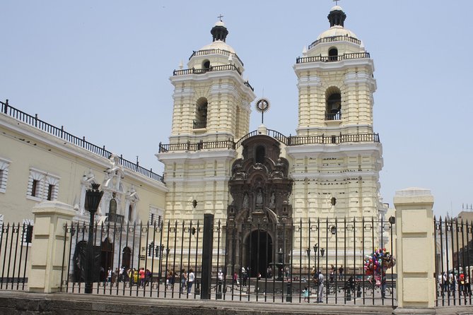 Private Full-Day Best of Lima Tour - Museo Larco: gardens, antiques, and an option for families