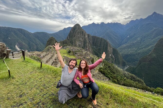 Private guide in Machupicchu. - The guided walkthrough: temples, Inca Palace, main square, sacred rock