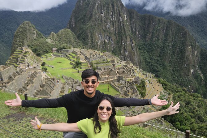 Private guide in Machupicchu. - Photo help and patience in weather, fog, and rain