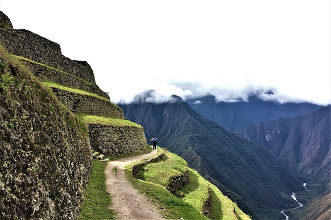 Private Inca Trail to Machu Picchu 4 Days - Dead Woman’s Pass, offering ceremony, and Chaquicocha at night