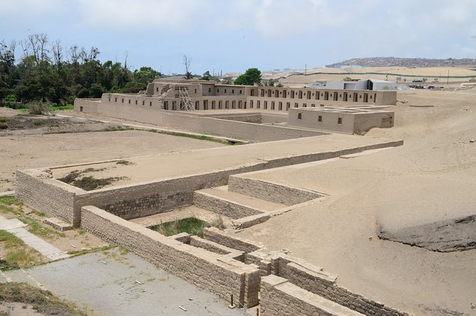 Private Local Artisans and Pachacamac Tour - Lunch with an artisan family, where the day feels human