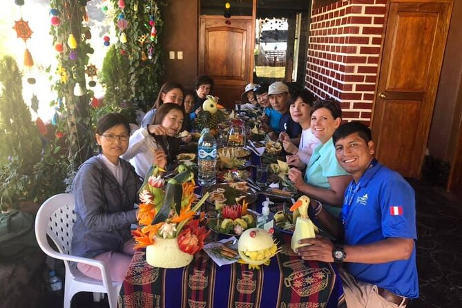 Private Ollantaytambo, Pisac Ruins Tour with Farm Visit, Gourmet Picnic Lunch - Start in Ollantaytambo, then wander one of Peru’s older towns