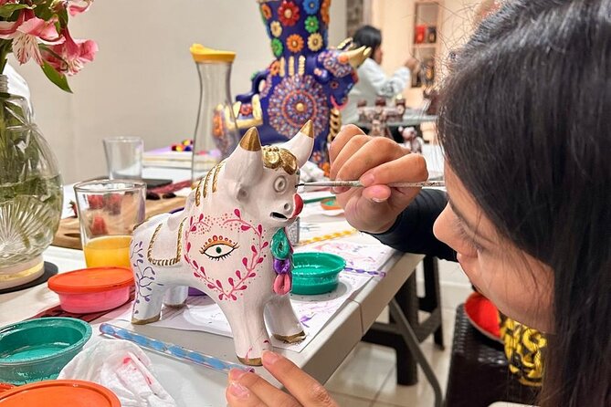 Private painting workshop with wine and snacks - Key things I’d plan around