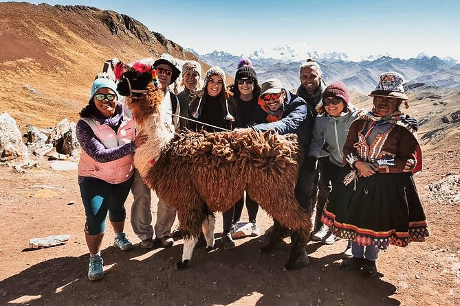 Private Palccoyo Rainbow Hike Without the Crowds - Why Palccoyo Feels Calmer Than Rainbow Mountain’s Usual Scene