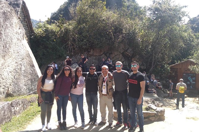 Private Professional Guide in Machu Picchu from Aguas Calientes - Meeting point and how pickup really saves your day