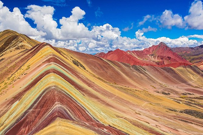Private Rainbow Mountain Tour From Cusco - Vinicunca Rainbow Mountain - Optional rides, and when it makes sense to shorten the hike