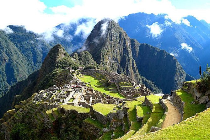 Private Tour: 2-Day Exploration of the Sacred Valley and Machu Picchu - Day 2 Machu Picchu: early start, guided focus, and bus timing