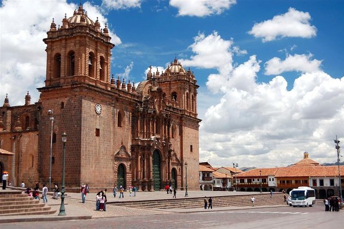 Private Tour: 6 days|| Cusco || MachuPicchu ||Rainbow Mountain|| - Machu Picchu day 3: early bus, guided tour, circuits 1 or 2, and your realistic plan
