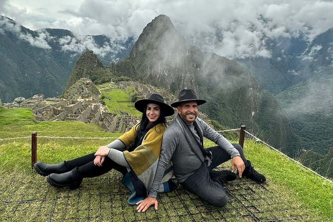 Private Tour Cusco with Machu Picchu 03 Days / 02 Nights - Train Ride to Aguas Calientes, Poroy or Ollantaytambo