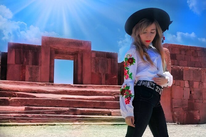 Private Tour from Puno to Tiwanaku - Guides, private transport, and why group size matters here