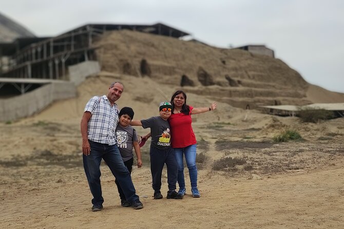 Private tour full day chan chan & huacas sun and moon in SUV - Private SUV comfort with WiFi and bottled water, and why that matters