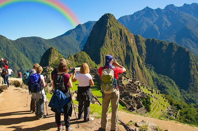 Private Tour Guide for Machupicchu - About the Guide: Friendly Support and Solid Explanations