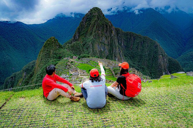 Private Tour Guide for Machupicchu - From Aguas Calientes to the Entrance Gate: The Part You Must Get Right