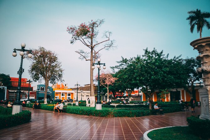 Private Tour in Miraflores and Barranco - Larcomar for an easy break near Larco Avenue