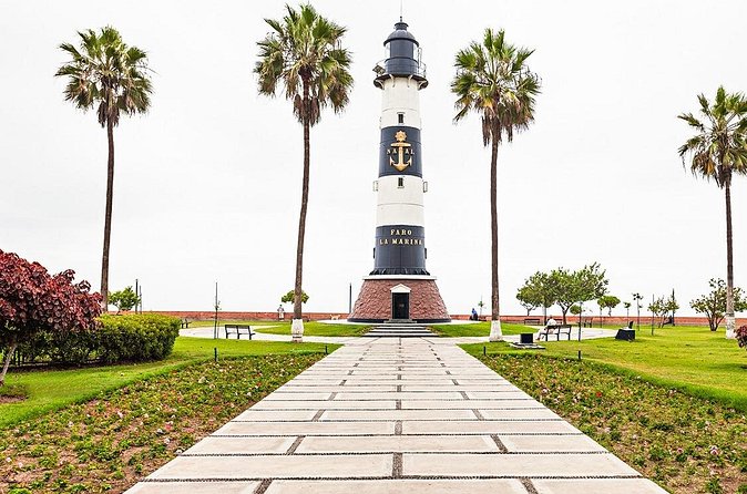 Private Tour in Miraflores and Barranco - Chabuca Granda monument and La Ermita in Barranco’s cultural pocket