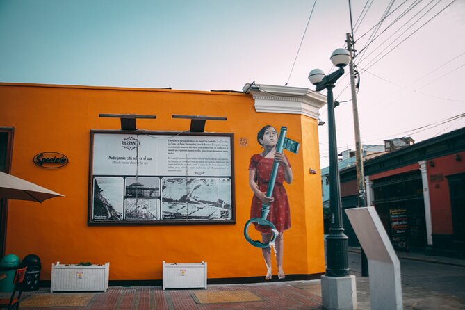 Private Tour in Miraflores and Barranco - Faro La Marina on the Malecón Cisneros, with the Eiffel connection