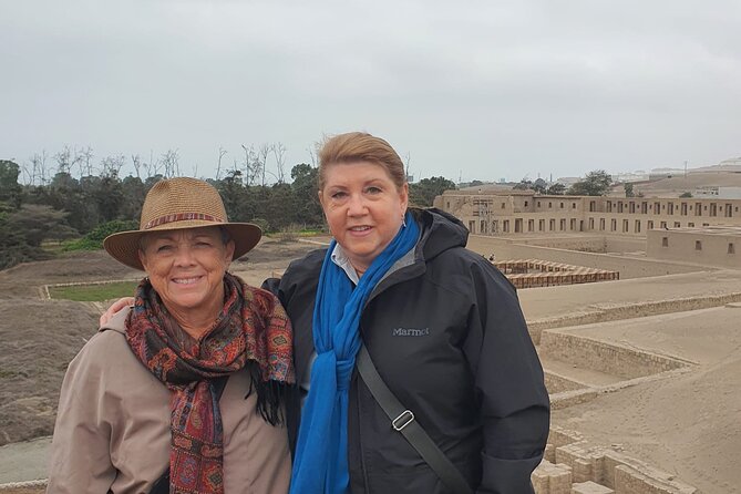 Private Tour: Pachacamac Archaeological Site Including Barranco District - Stop 2 at the Bridge of Sighs: artisan browsing, coastal outlooks, and a quick neighborhood mood shift