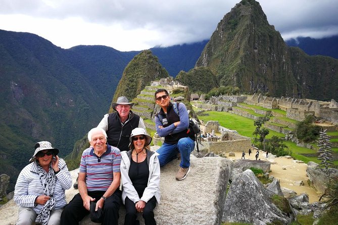 Private Tour To Machu Picchu Full Day - The 2.5 hour private guide at Machu Picchu