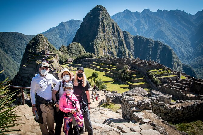 Private Tour To Machu Picchu Full Day - Aguas Calientes meet-up and the Conssetur bus up to the entrance