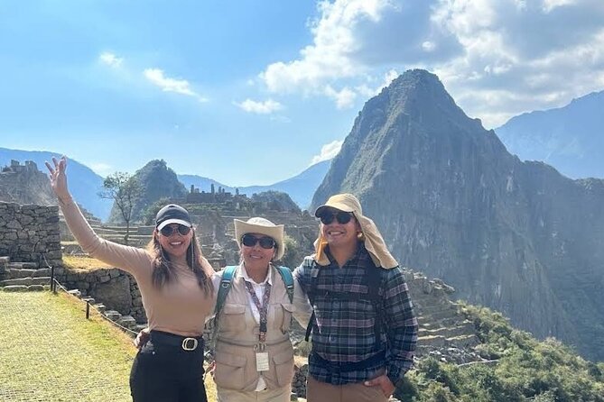 Private Tourist Guide in Machupicchu (From Aguas Calientes). - After the guided tour: time inside to explore more