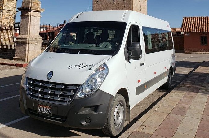 Private transfer airport-puno-viceverse - Luggage, space, and comfort in an air-conditioned private van
