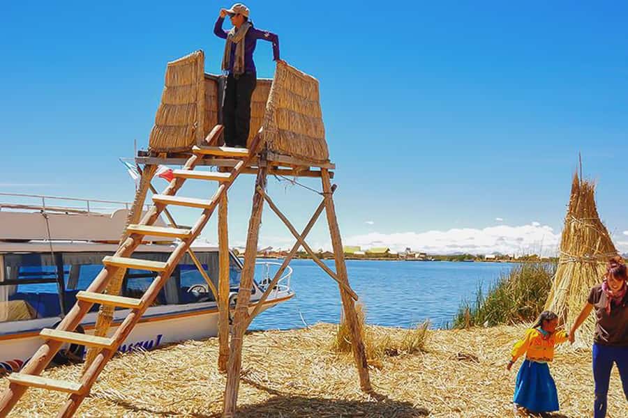 Puno: Lake Titicaca Day Tour - The 2.5-hour lake navigation that can either relax you or test you