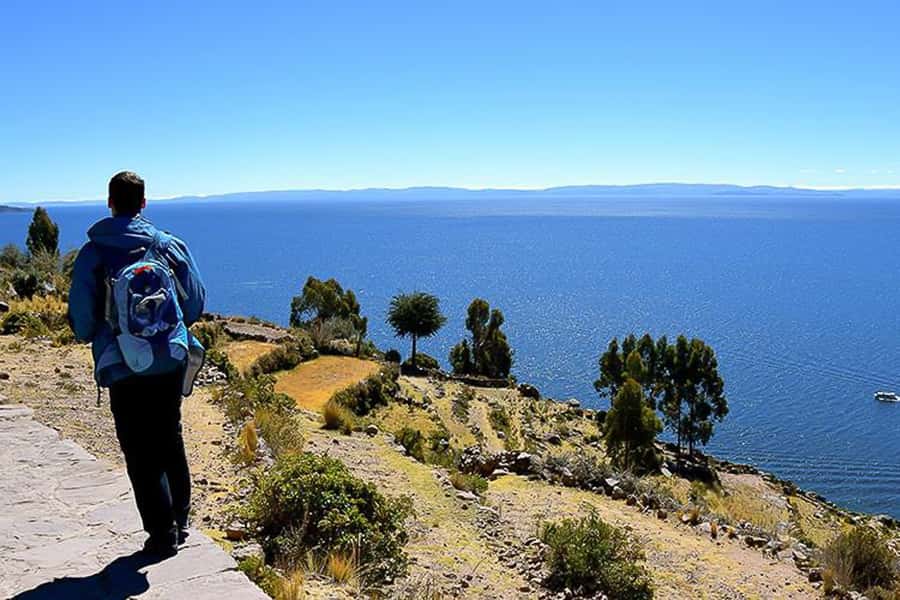 Puno: Lake Titicaca Day Tour - Taquile Island: the hike to the village and the cooperative textiles
