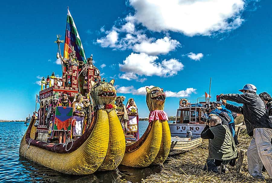 Puno: Uros and Taquile Islands Full-Day Tour with Lunch - Uros floating islands: what walking on totora actually feels like