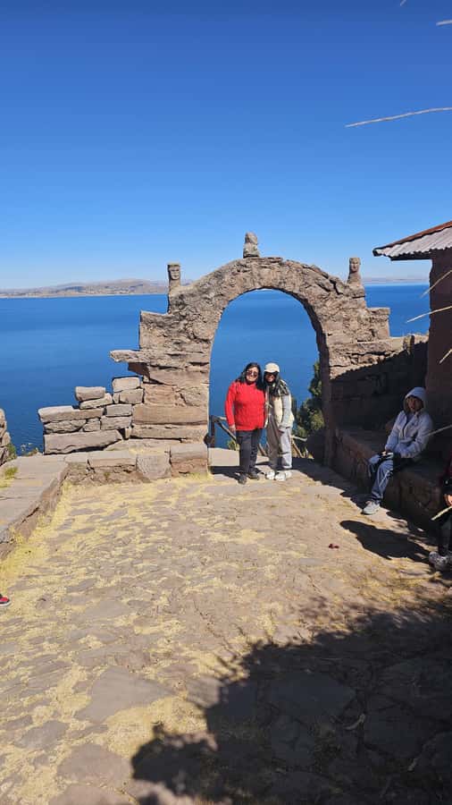 Puno: Uros and Taquile Speed-Boat Tour (Full Day) + VR - Altitude and walking: how to be comfortable at around 3,800 m