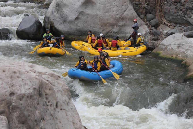 Rafting Río Chili - After you raft: snacks, photos, and how the day ends