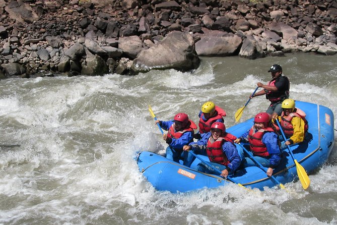 Rafting & Zip line Urubamba River 1 Day - Rafting on the Urubamba: what rapids can feel like