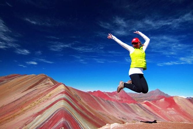 Rainbow Mountain 1 day Tour - Group size and guide help, why it feels coordinated