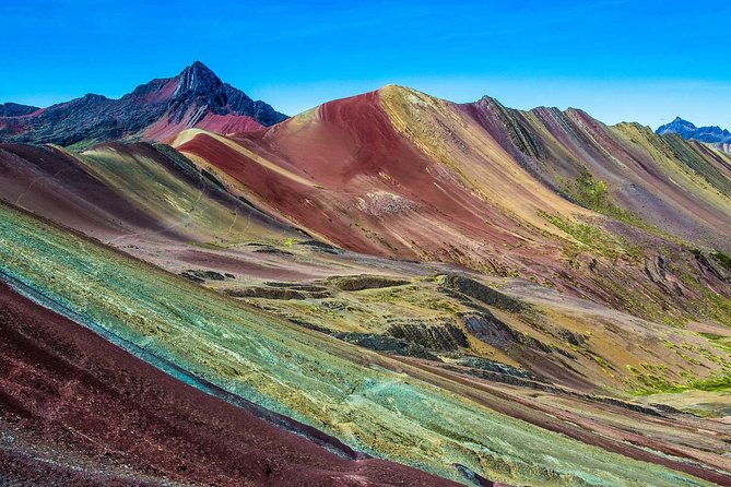 Rainbow Mountain Day Trip from Cusco - The 4:00 am pickup and the long ride from Cusco
