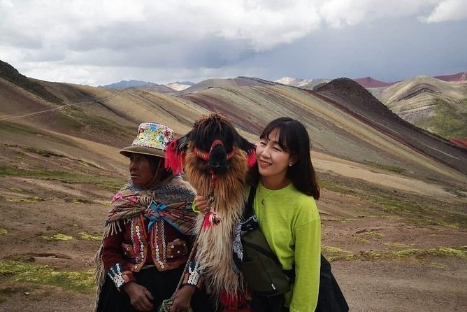 Rainbow Mountain Palccoyo 1 day ( Cusco ) - The Walk to Palccoyo: 1.5 km, 1.5 Hours, and 4,900 m Breathing
