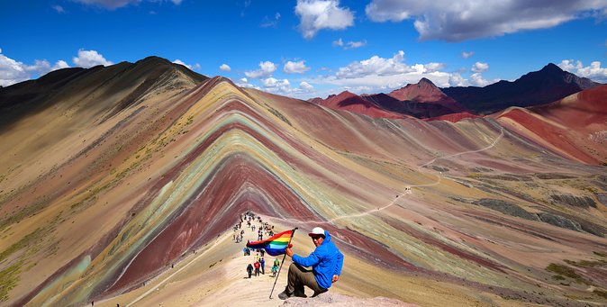 Rainbow mountain - Private Full Day - Why Vinicunca’s colors look different at sunrise