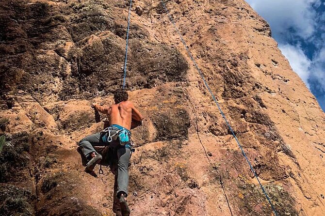 Rock Climbing full day - Fitness Level and Smart Clothing Choices for a Smooth Climb