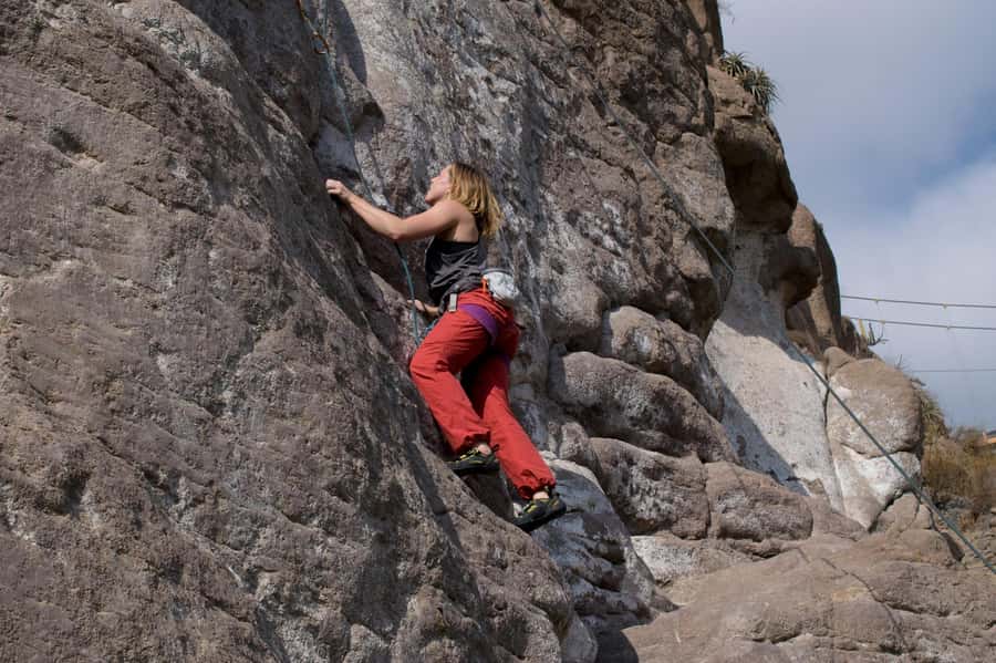 Rock Climbing in Arequipa, Perú - Santuario Virgen de Chapi - Charcani: safety briefing and class time