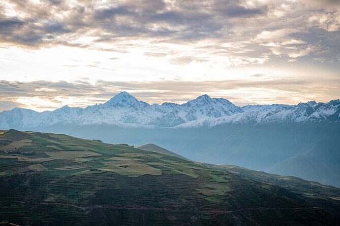 Sacred Valley Experience and Machu Picchu Sunrise 2-day Journey - Urubamba Valley roads to Ollantaytambo: the scenic build-up