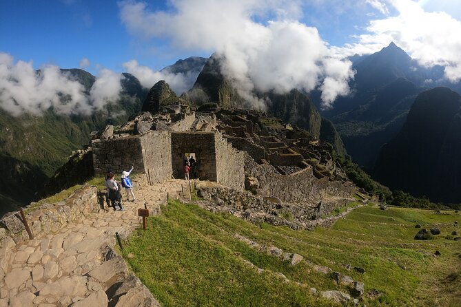Sacred Valley & Machu Picchu 2 Day Tour From Cusco 2022 - Price and Logistics: What $649 Covers, and What You Should Budget