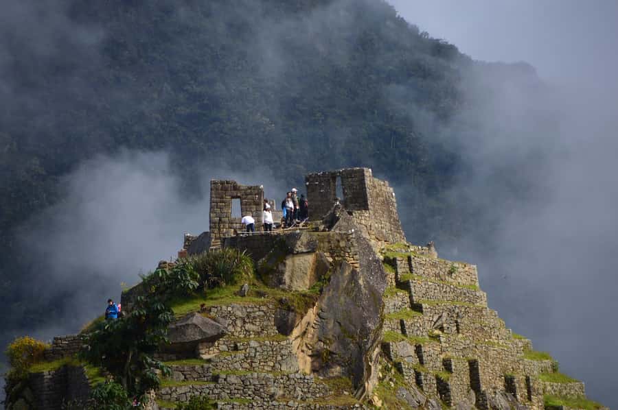 Sacred Valley & Machu Picchu by Train: 2-Day, 1-Night Tour - Pisac: the Inca site up top, and the market for smart souvenir shopping