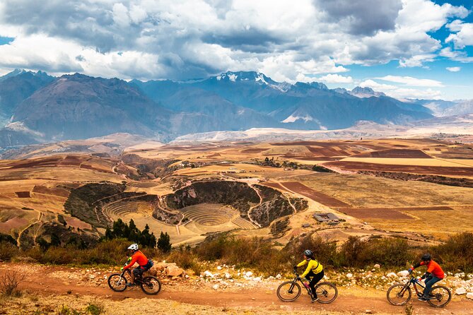 Sacred Valley Maras Moray Private Bike Tour from Cusco - Laguna de Huaypo pass-by: the calm break that balances the day