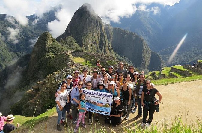 Sacred Valley of the Incas and Machupicchu - Day 2: an early bus ride to Machu Picchu, entry, then a guided tour