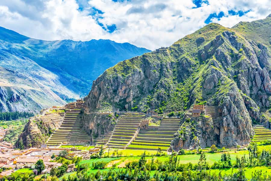 Sacred Valley: Ollantaytambo, Chinchero And Yucay With Lunch - Chinchero: Artisan Traditions, Big Valley Views, and Inca Thread