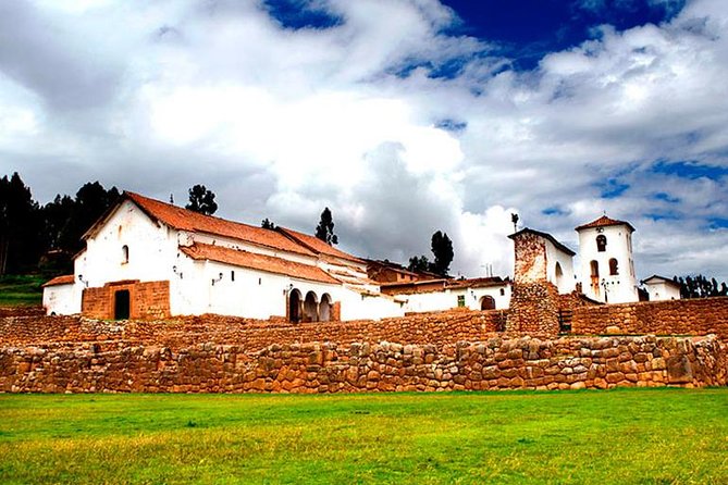 Sacred Valley Private Tour: Chinchero, Ollantaytambo and Pisaq - Pisac Market Time, Ruins, and Alpaca-Wool Shopping With Context