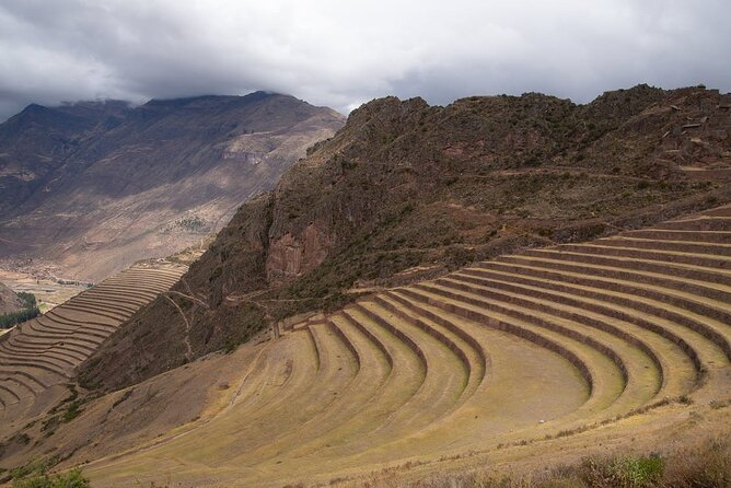 Sacred Valley & Salt Flats Tour (A Journey to the Heart of the Incas) - Entering the Sacred Valley at Chinchero, Market Energy and Textiles
