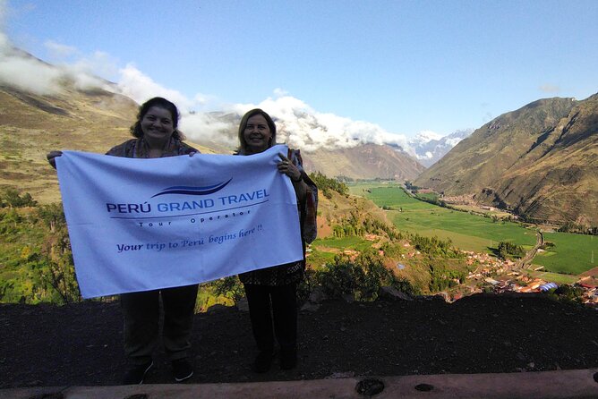 Sacred Valley tour full day from Cusco (Small Group) - Pisac Market Time for Crafts and Low-Key Local Color