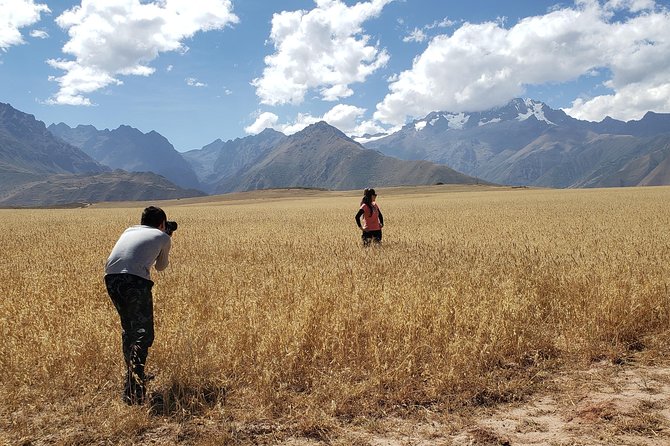 Sacred Valley tour with the most beautiful views - Ollantaytambo: a living Inca town and a huge sun temple