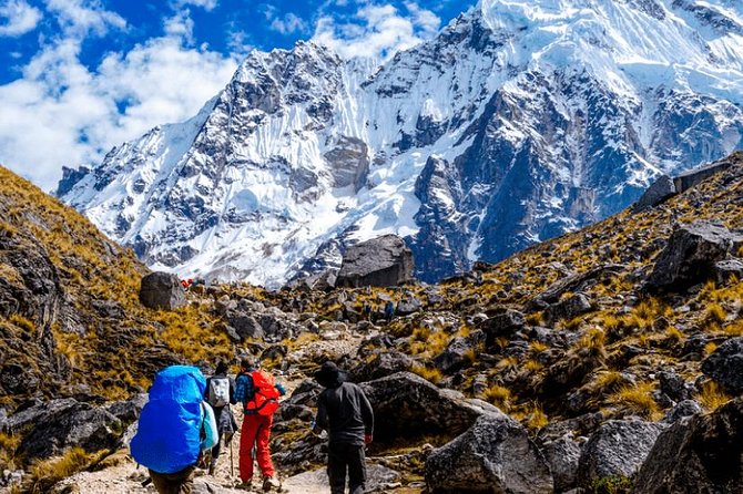 Salkantay Trek to Machu Picchu in 4 days - Day 4: 5:30 am bus to Machu Picchu, guided tour, Huayna Picchu option